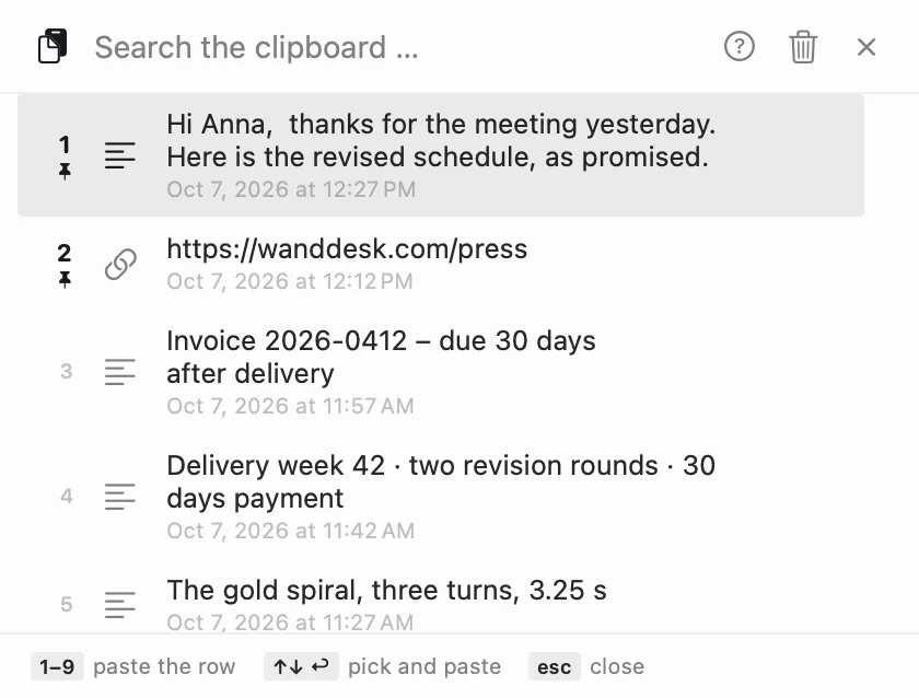A clipboard with room for more than one thing